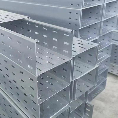 Il cavo perforato leggero Tray Galvanized Steel Cable Tray del metallo ha personalizzato