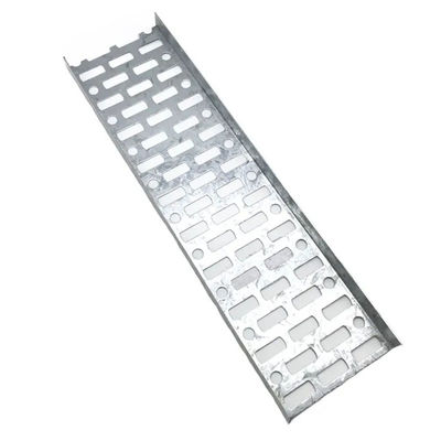 Alta larghezza di Tray Galvanised Steel Trunking Custom del cavo del metallo di rigidità