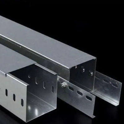 Superficie galvanizzata di Tray With Uniform Color Smooth del cavo del metallo della immersione calda